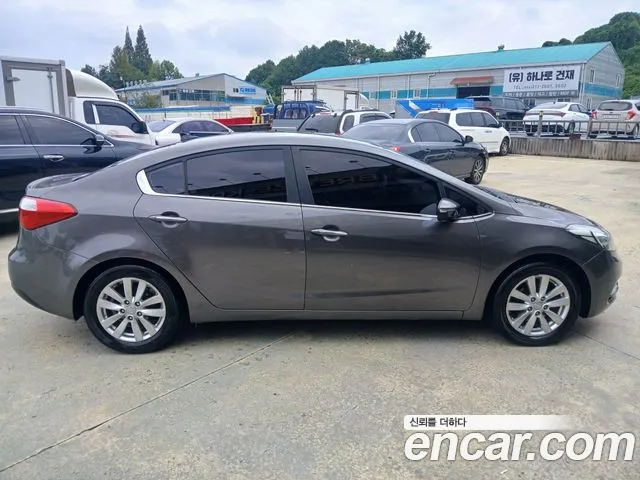 Kia K3 2013 thumb 5