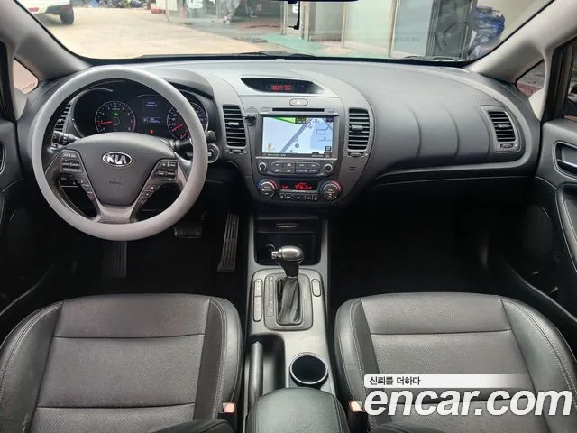 Kia K3 2013 thumb 8