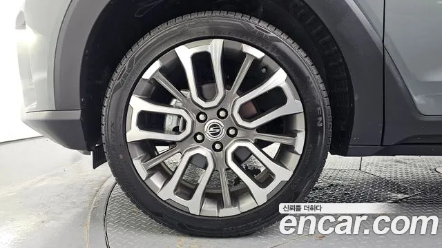 KG_Mobility_Ssangyong Torres 2023 thumb 5