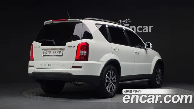 KG_Mobility_Ssangyong Rexton 2013 thumb 2