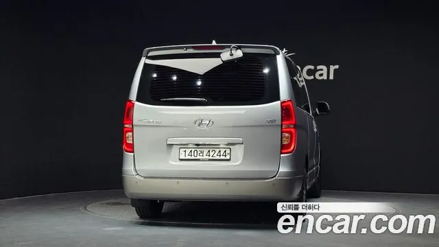 Hyundai Starex 2019 thumb 4