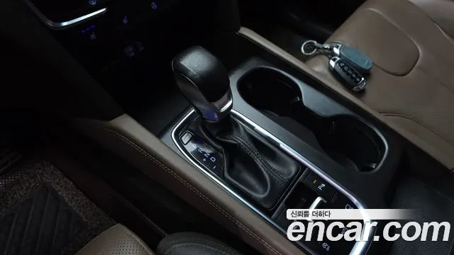 Hyundai Santa Fe 2019 thumb 9