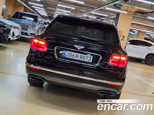 Bentley Bentayga 2020 thumb 5