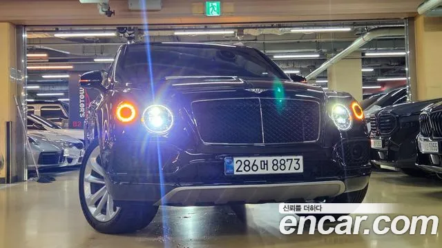 Bentley Bentayga 2020 thumb 12