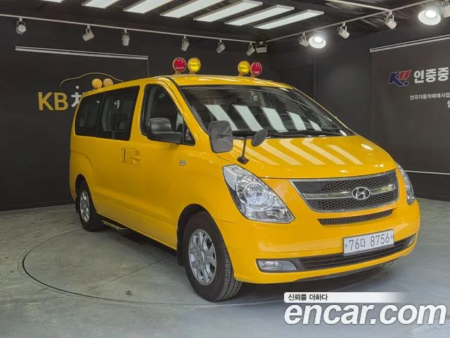 Hyundai Starex 2013 thumb 12
