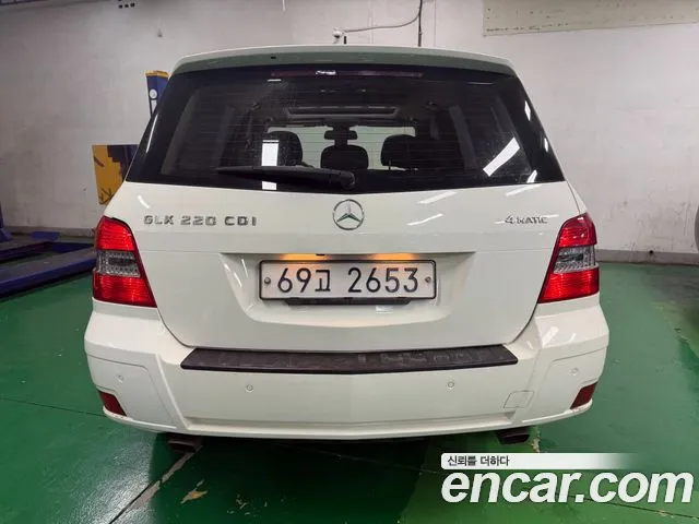 Mercedes-Benz GLK-Class 2011 thumb 4