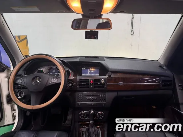 Mercedes-Benz GLK-Class 2011 thumb 9