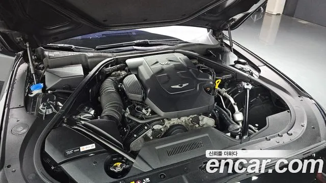 Genesis G80 2018 thumb 5