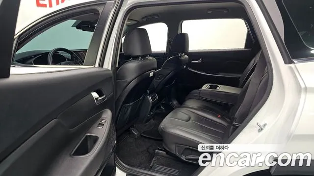 Hyundai Santa Fe 2022 thumb 11