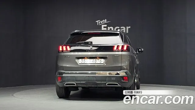 Peugeot 3008 2019 thumb 4