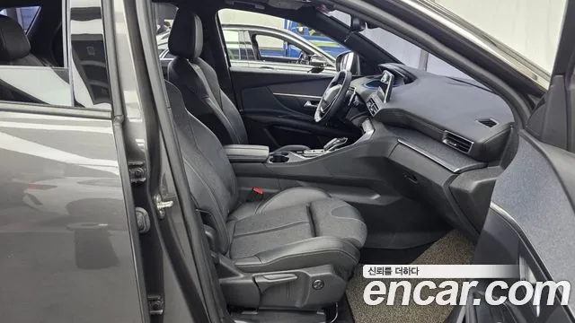 Peugeot 3008 2019 thumb 11