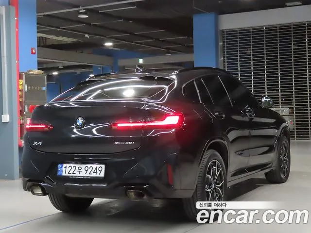 BMW X4 2023 thumb 2