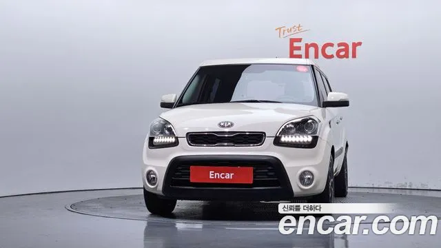Kia Soul 2011 thumb 3