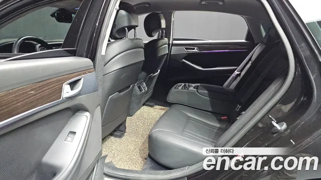 Genesis G80 2018 thumb 12