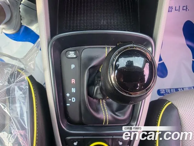 Hyundai Venue 2021 thumb 9