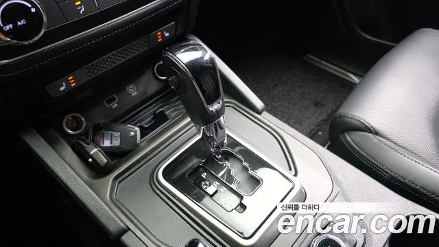 KG_Mobility_Ssangyong Rexton 2018 thumb 8