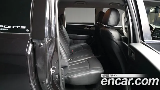 KG_Mobility_Ssangyong Rexton 2018 thumb 11