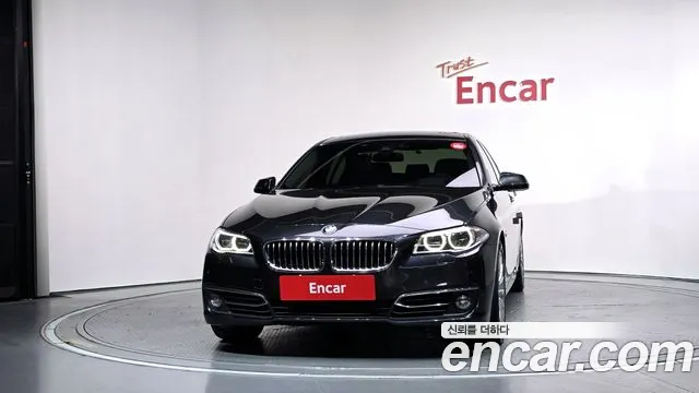 BMW 5-Series 2013 thumb 3