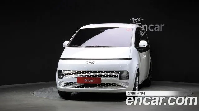 Hyundai Staria 2022 thumb 3