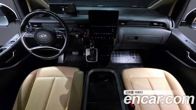 Hyundai Staria 2022 thumb 7