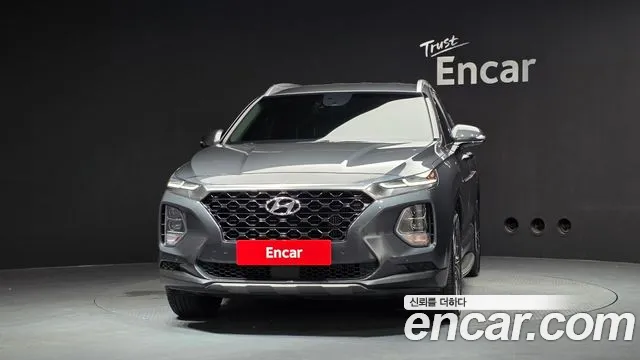 Hyundai Santa Fe 2018 thumb 3