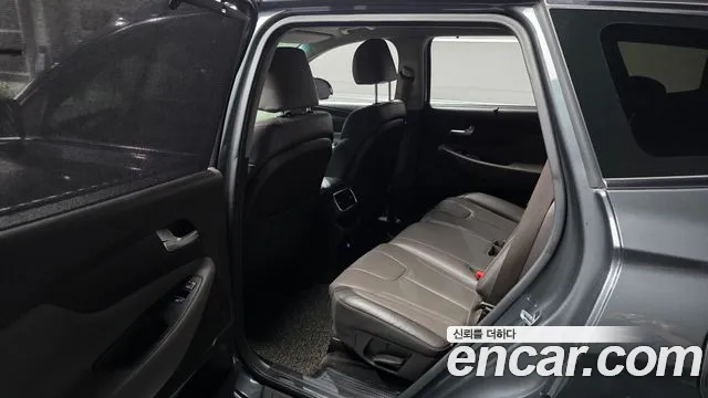 Hyundai Santa Fe 2018 thumb 11
