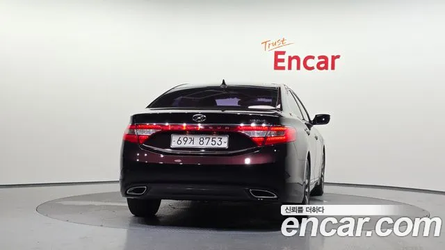 Hyundai Grandeur 2011 thumb 4