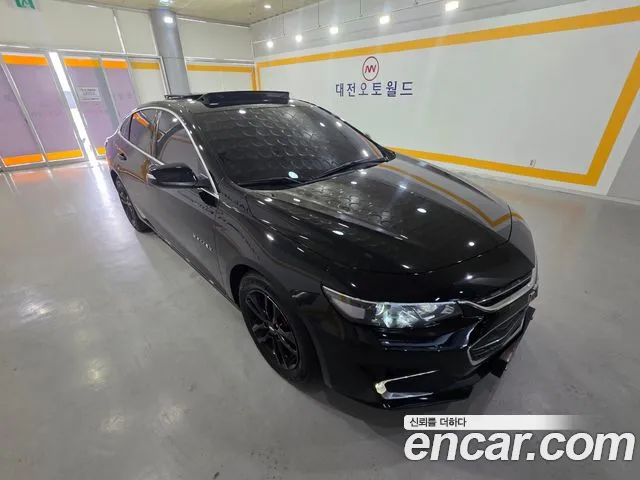 ChevroletGMDaewoo Malibu 2017 thumb 3