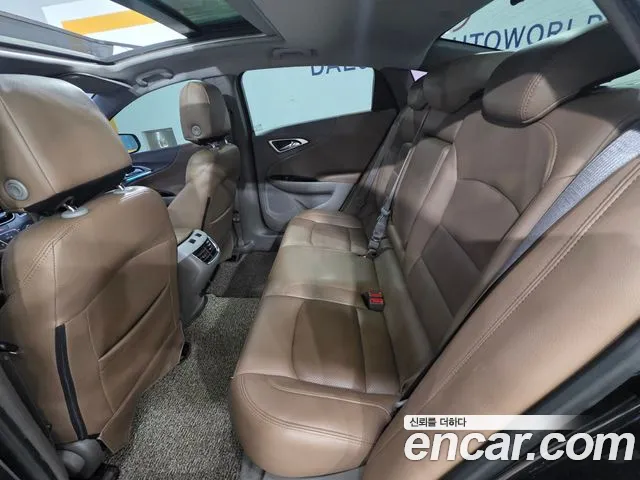 ChevroletGMDaewoo Malibu 2017 thumb 10