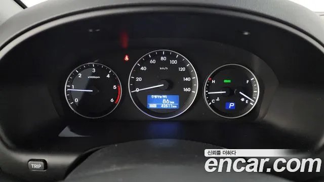 Hyundai Starex 2019 thumb 8