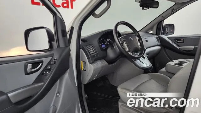 Hyundai Starex 2019 thumb 10