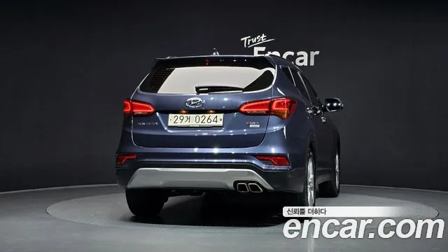 Hyundai Santa Fe 2016 thumb 4