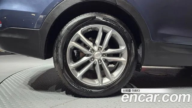 Hyundai Santa Fe 2016 thumb 5