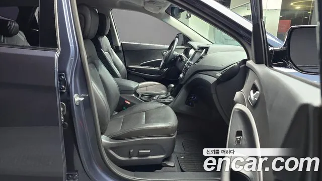 Hyundai Santa Fe 2016 thumb 11