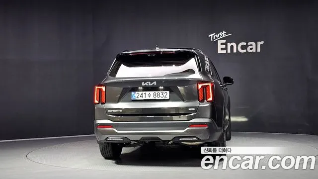 Kia Sorento 2025 thumb 4