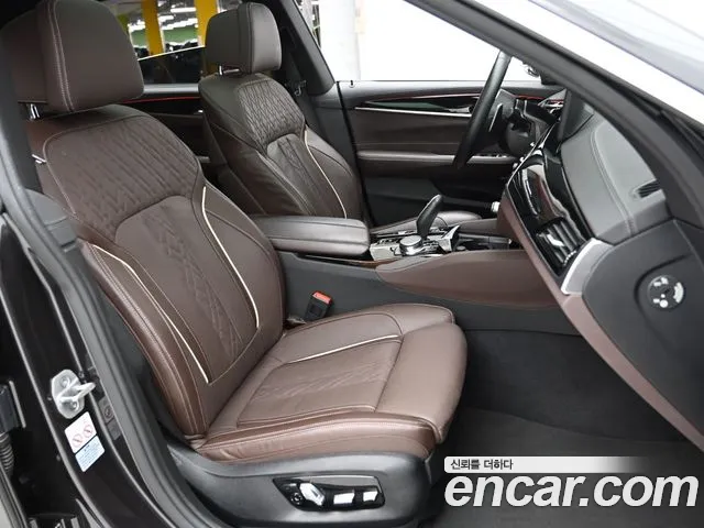 BMW Gran Turismo 2024 thumb 10