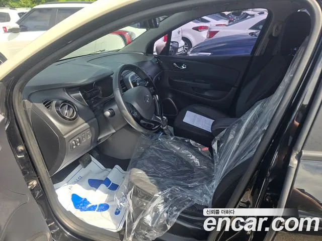 Renault-KoreaSamsung Captur 2016 thumb 7