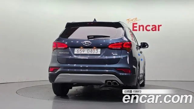Hyundai Santa Fe 2015 thumb 4