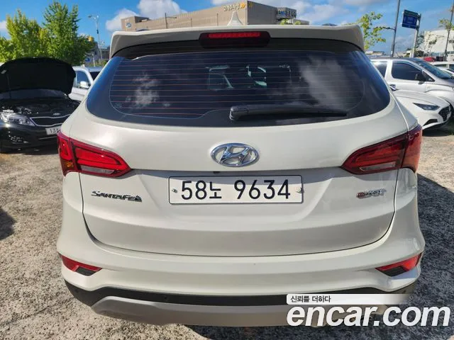 Hyundai Santa Fe 2015 thumb 4