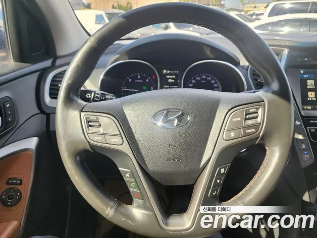 Hyundai Santa Fe 2015 thumb 8