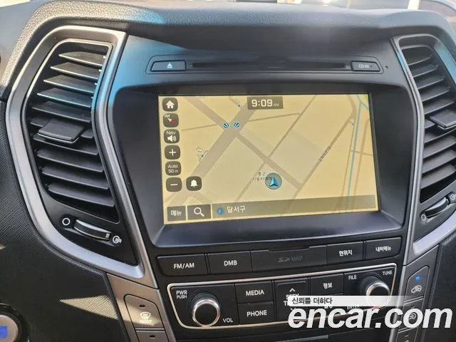 Hyundai Santa Fe 2015 thumb 9