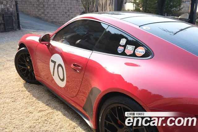 Porsche 911 2015 thumb 4