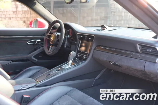 Porsche 911 2015 thumb 7