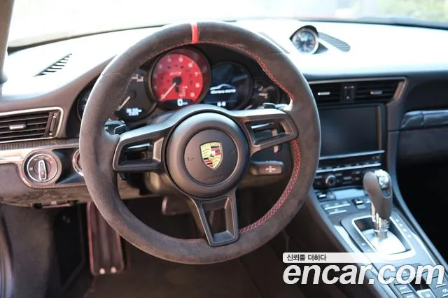 Porsche 911 2015 thumb 8