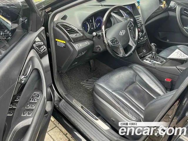 Hyundai Grandeur 2014 thumb 9