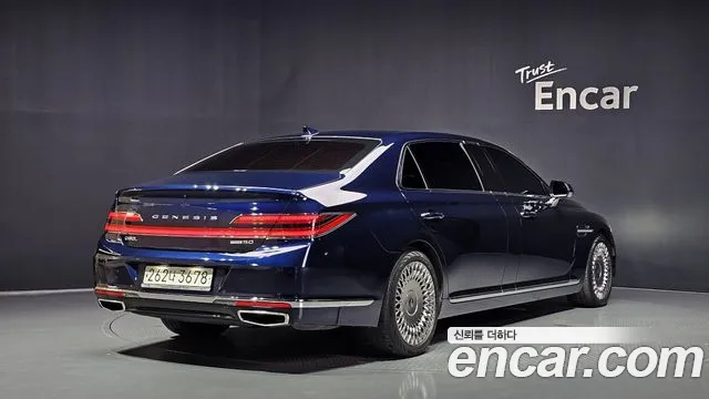 Genesis G90 2019 thumb 2