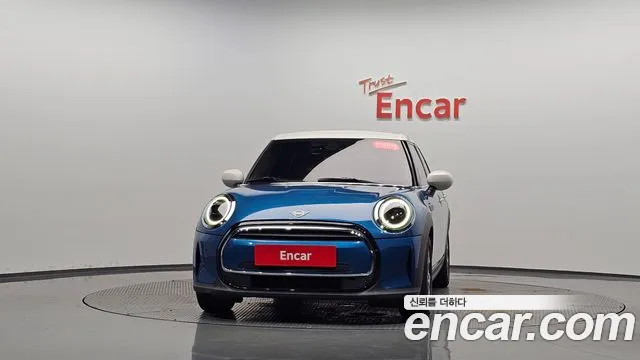 MINI Hatch 2021 thumb 2