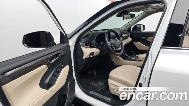 Toyota Highlander 2024 thumb 9