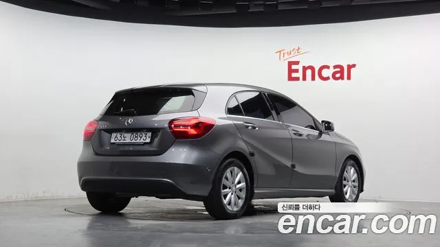 Mercedes-Benz A-Класс 2016 thumb 2