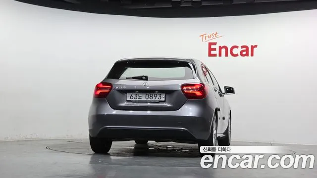 Mercedes-Benz A-Класс 2016 thumb 4